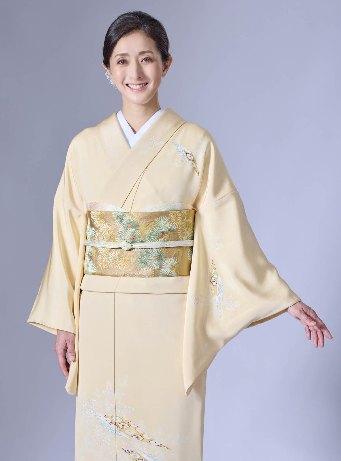 有職松菱に羊歯